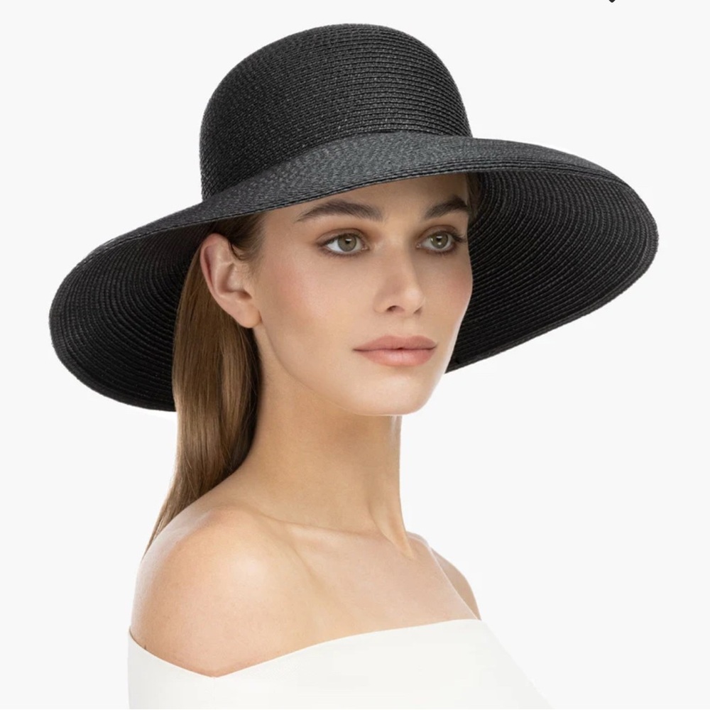 Eric Javits “Hampton” hat - barely used